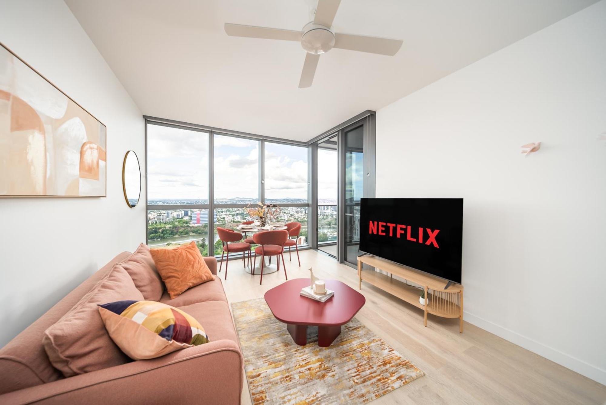 Apartment 1bedroom Sip In Style In Queens Wharf - Level 33 With And River View *