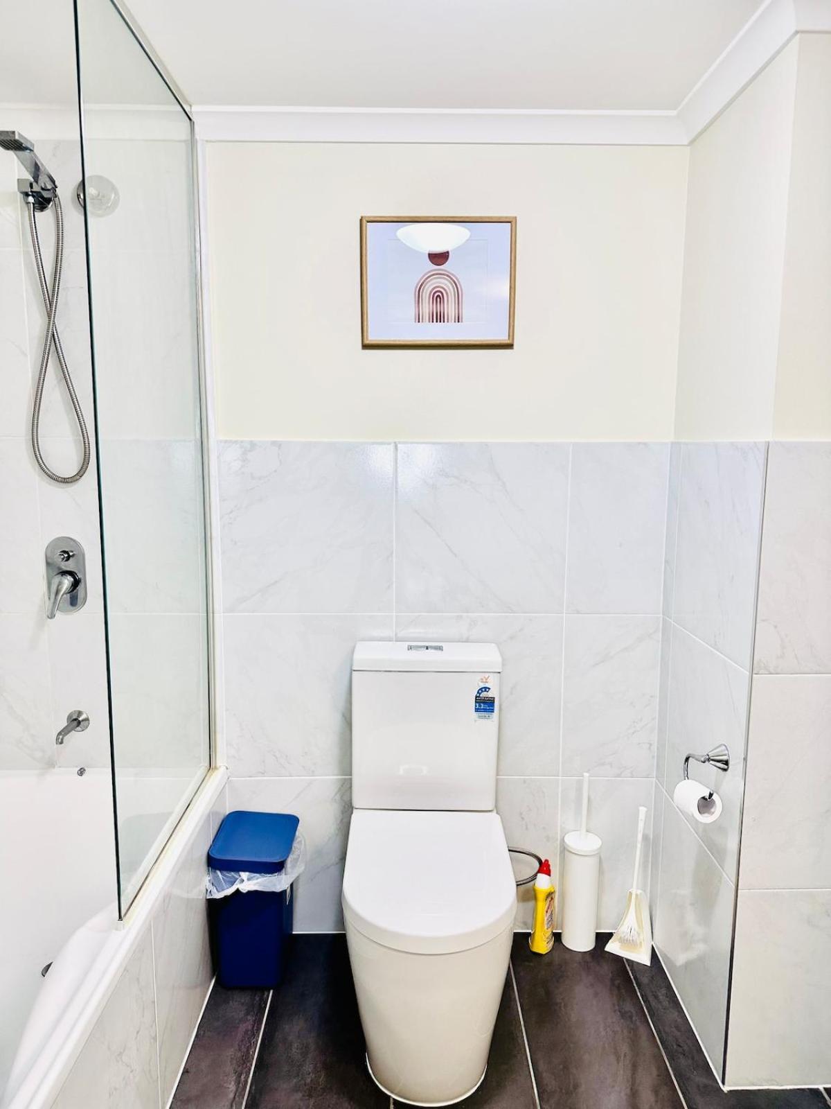 2 Bed In Apartment *