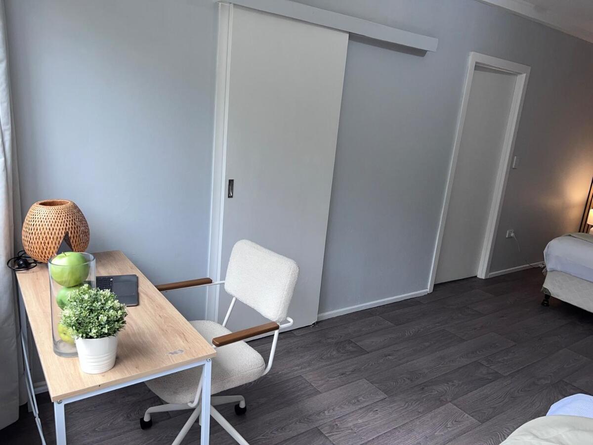 U2 Cute Fresh Unit Quiet Centre Newac Smarttv Brisbane