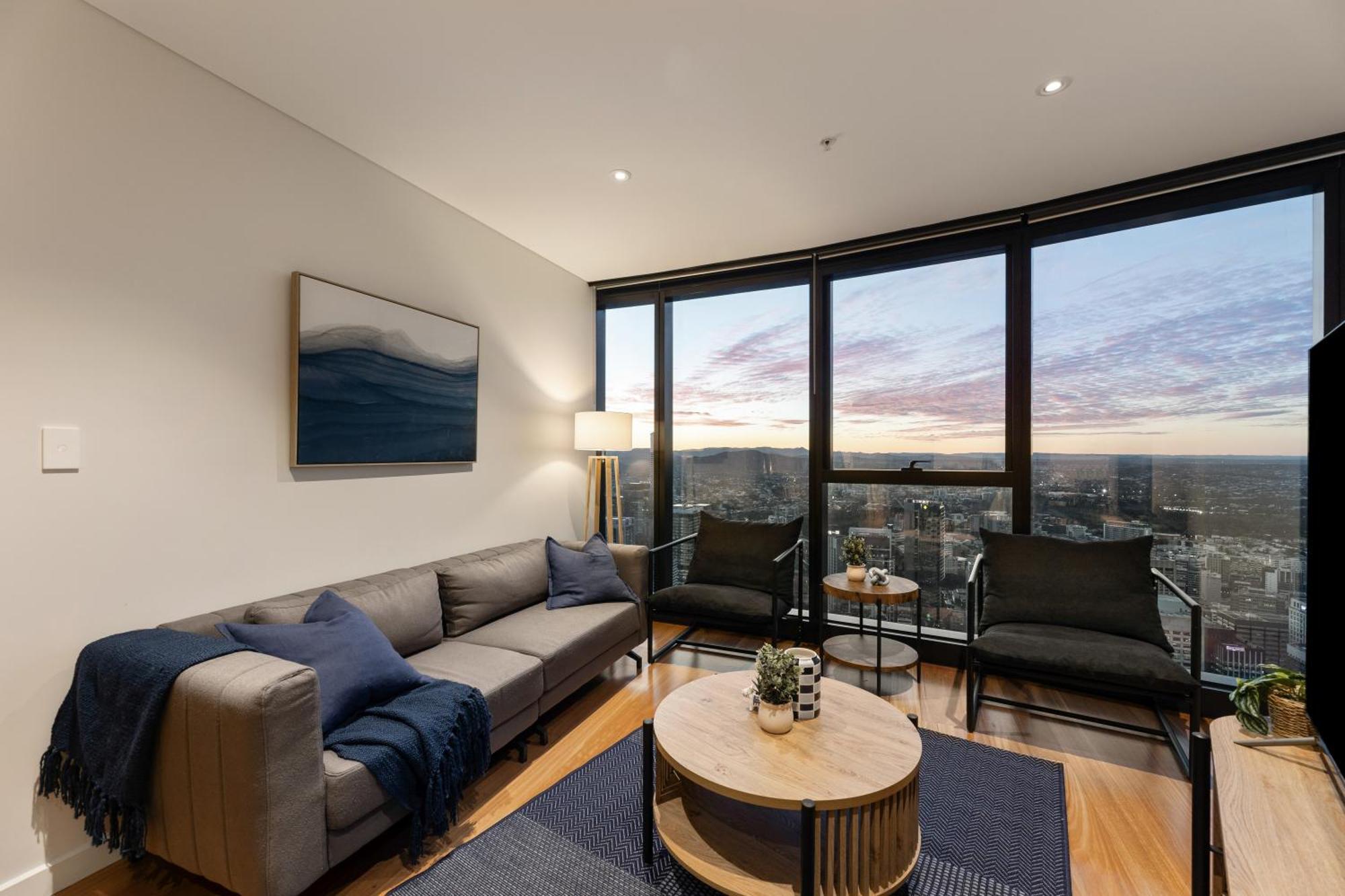 Apartment Skytower 72nd Floor 3br With Parking, Pool And Gym Brisbane