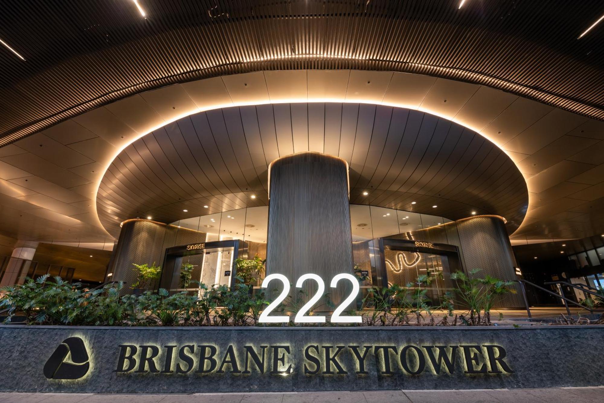 Skylight With Free Parking * Brisbane