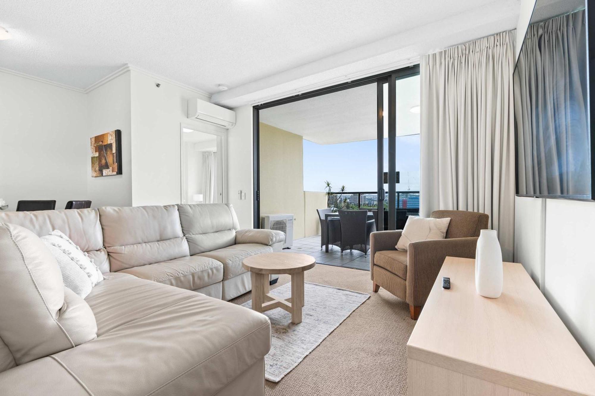 Apartment 2-bed With River Views