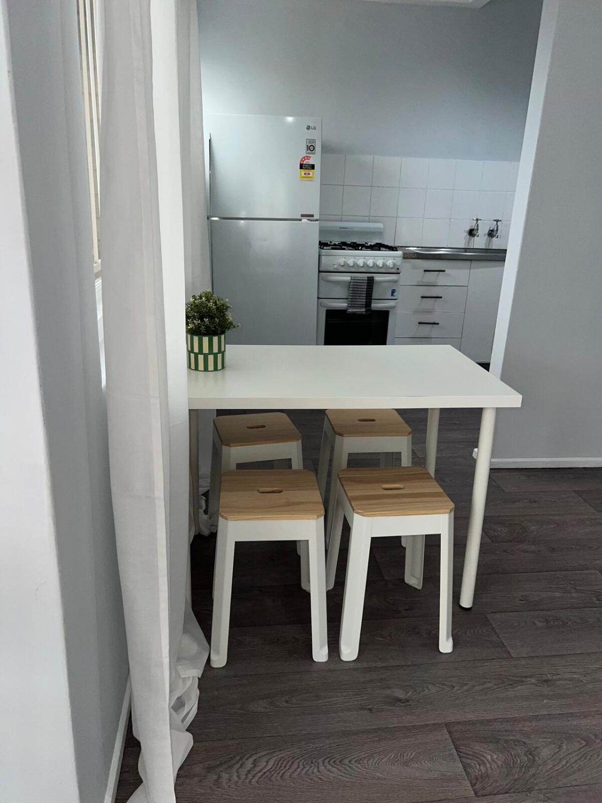 U2 Cute Fresh Unit Quiet Centre Newac Smarttv