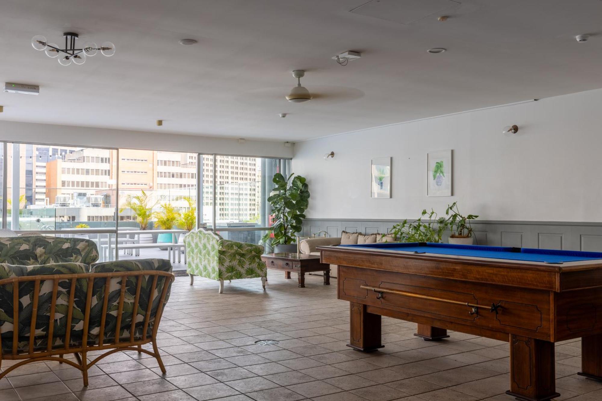 Stylish 2br Cityside With Pool, Gym And Parking Apartment