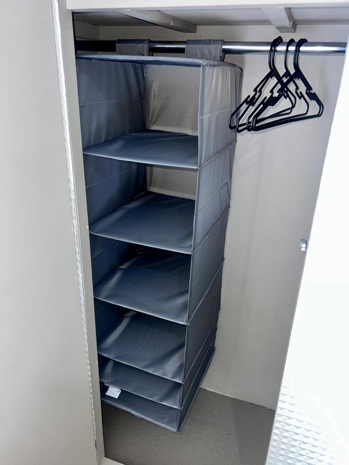 U5-traditional Qld Unit With Backyard-fresh-quiet Leafy Centre-newac Smarttv