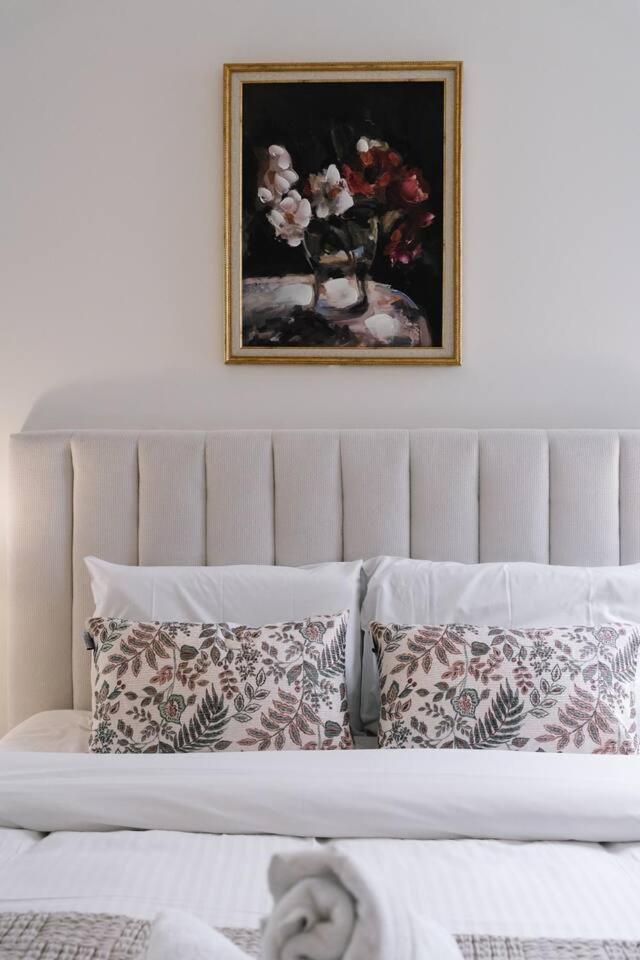 Heart Of Riverview Balcony Pool And Bbq