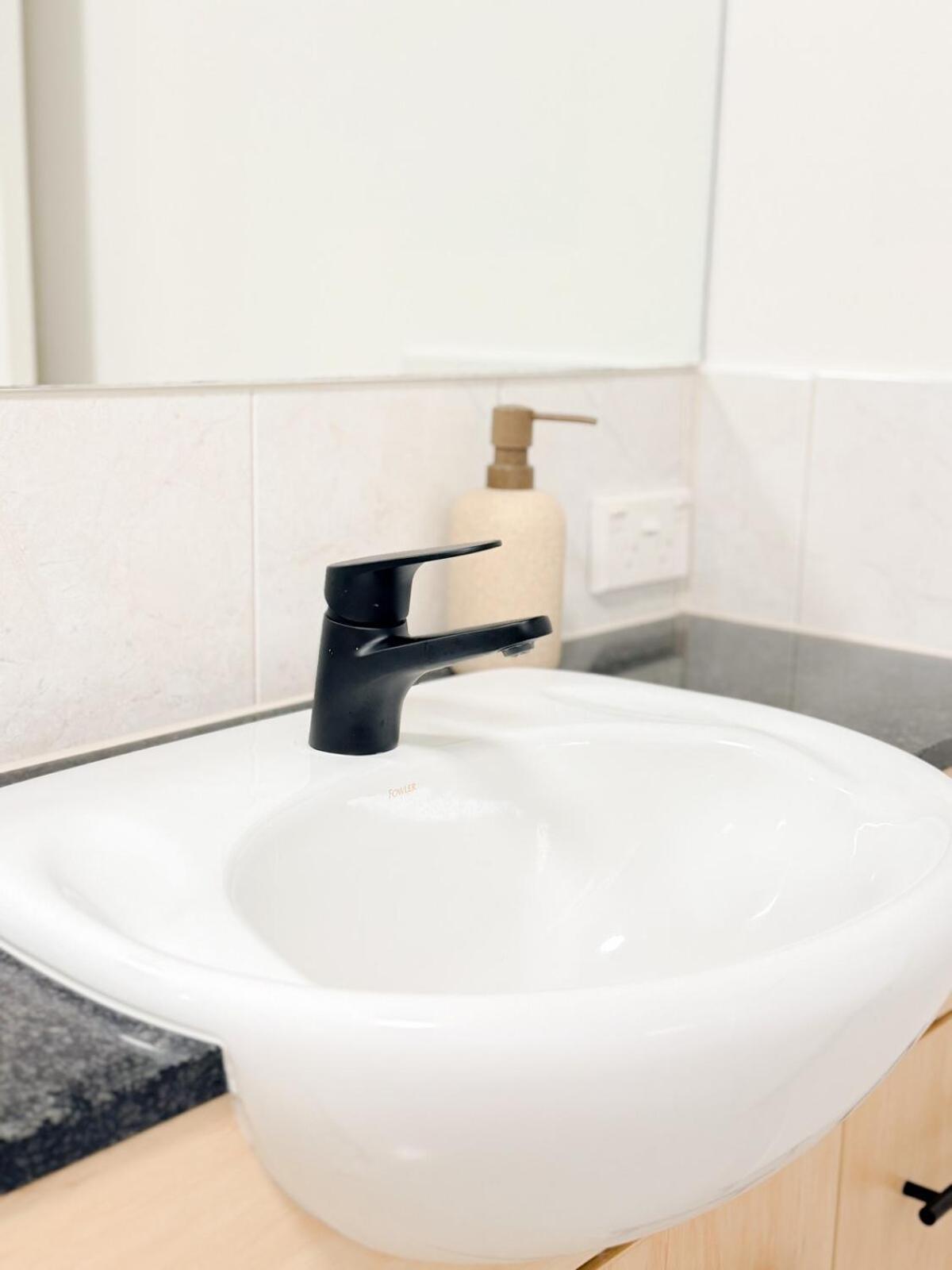 Apartment South Bank Penthouse - Streets Access - Free Parking *