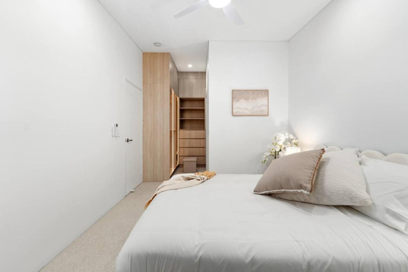 Dune Designer 2 Bedroom With River Views Parking Pool * Brisbane