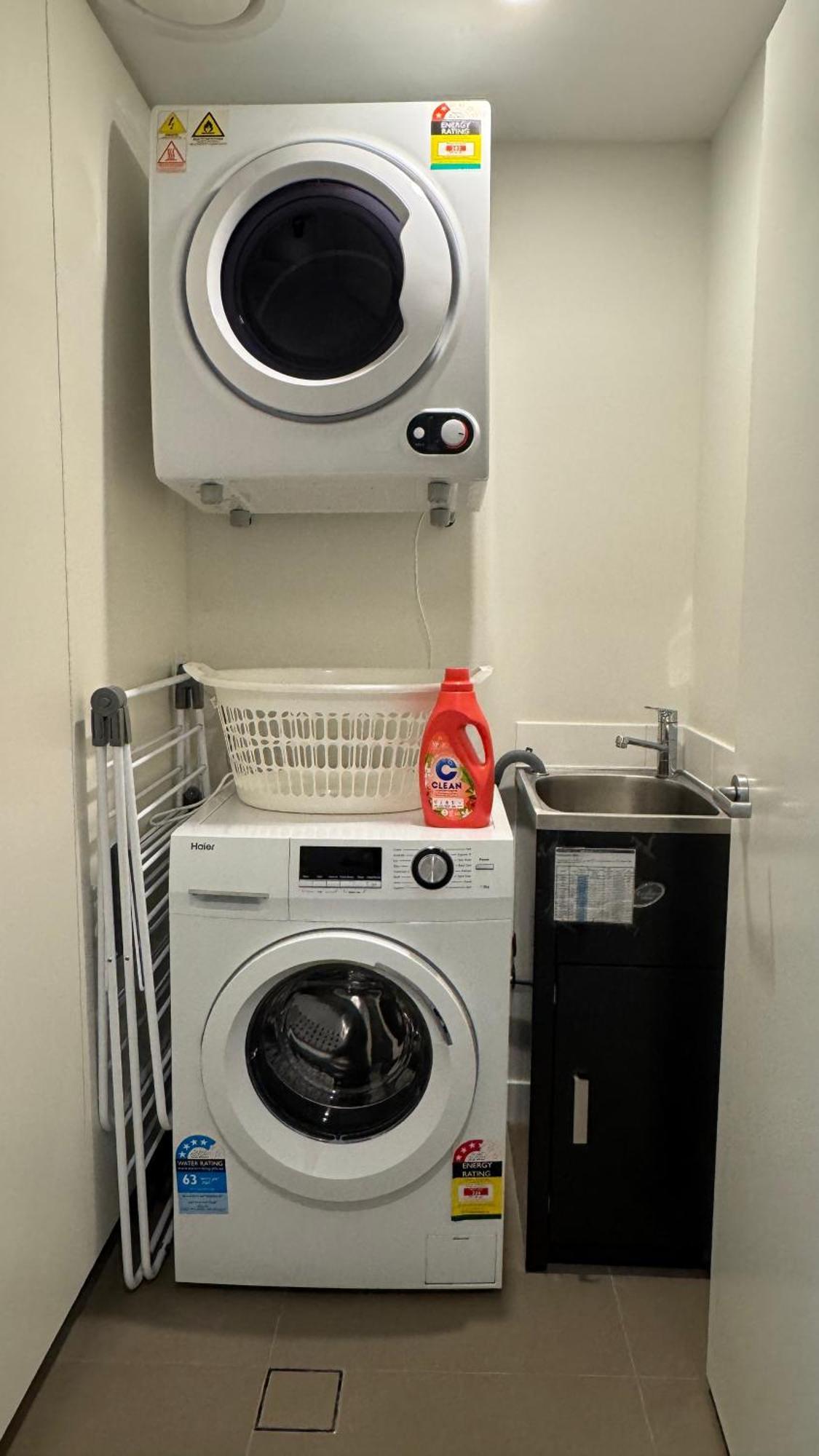 Apartment Amazing Views 2bd 2ba Homey Toowong Abode Pool M29