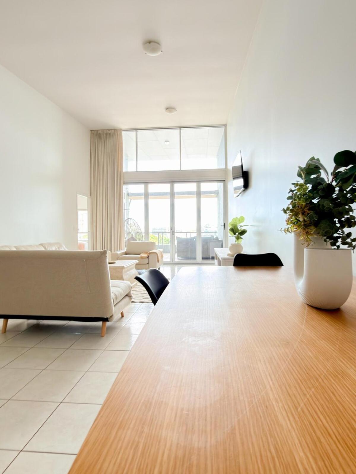 South Bank Penthouse - Streets Access - Free Parking * Brisbane