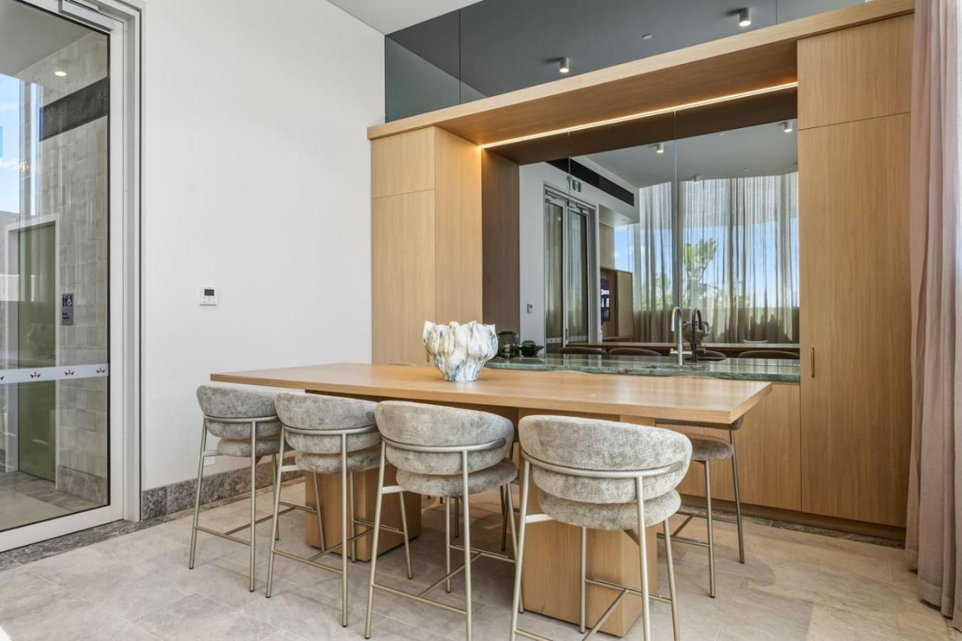 Apartment Modern 2br Retreat Heart Of Vibrant West End Brisbane