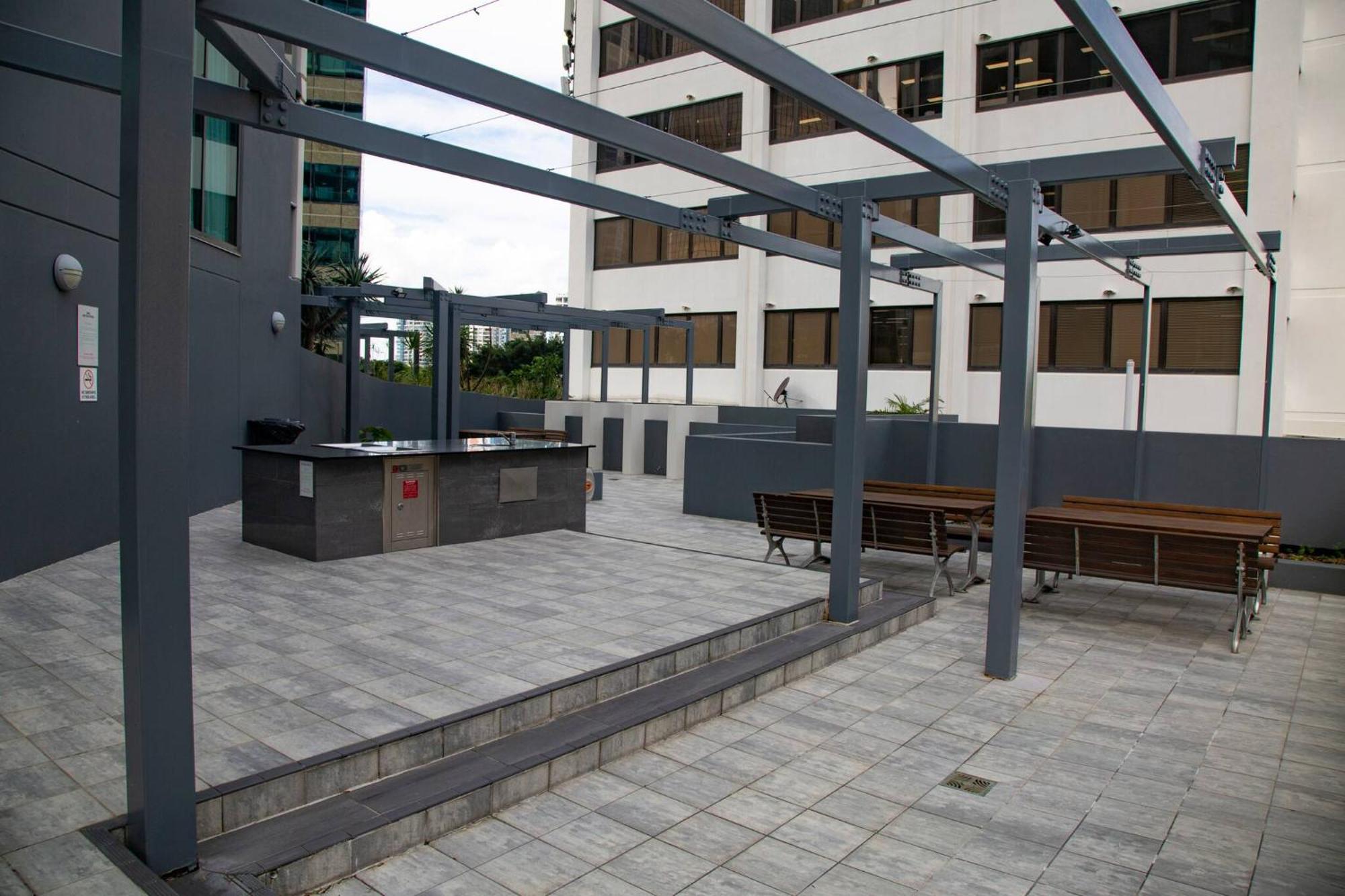 Apartment Story Bridge Views In Cbd