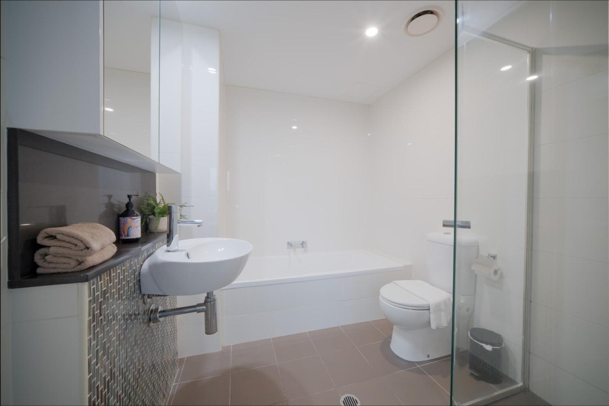 Dreamy Skyline Views-pool Sauna Gym-meriton Soleil Apartment *