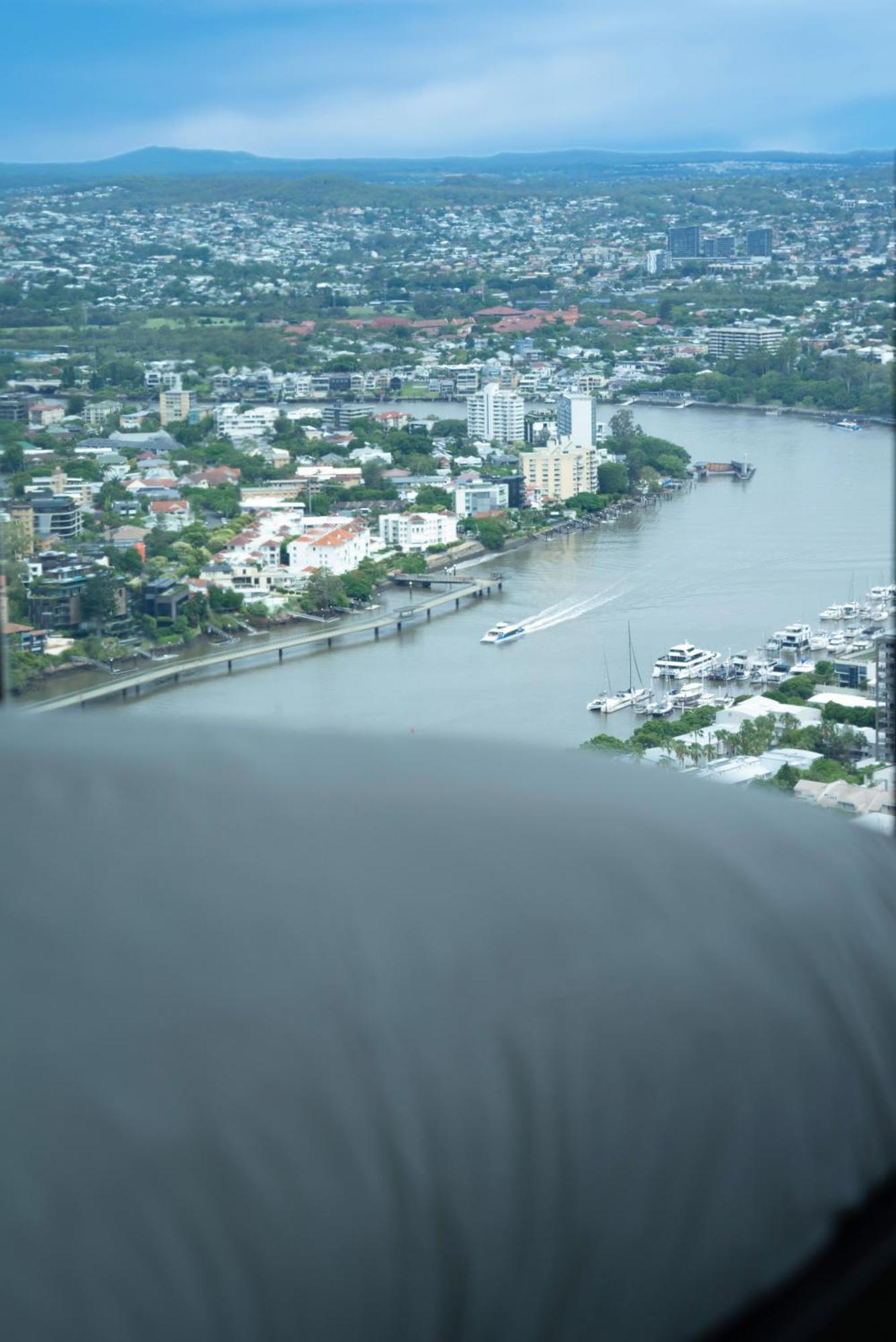 Apartment Dreamy Skyline Views-pool Sauna Gym-meriton Soleil Brisbane