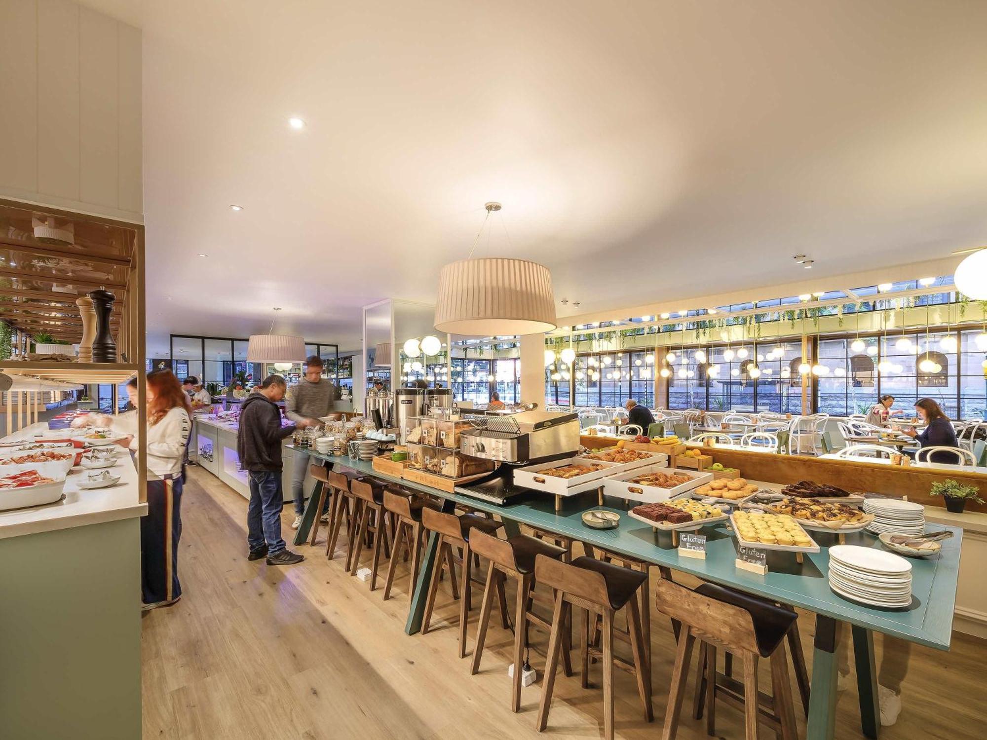 Hotel Mercure King George Square