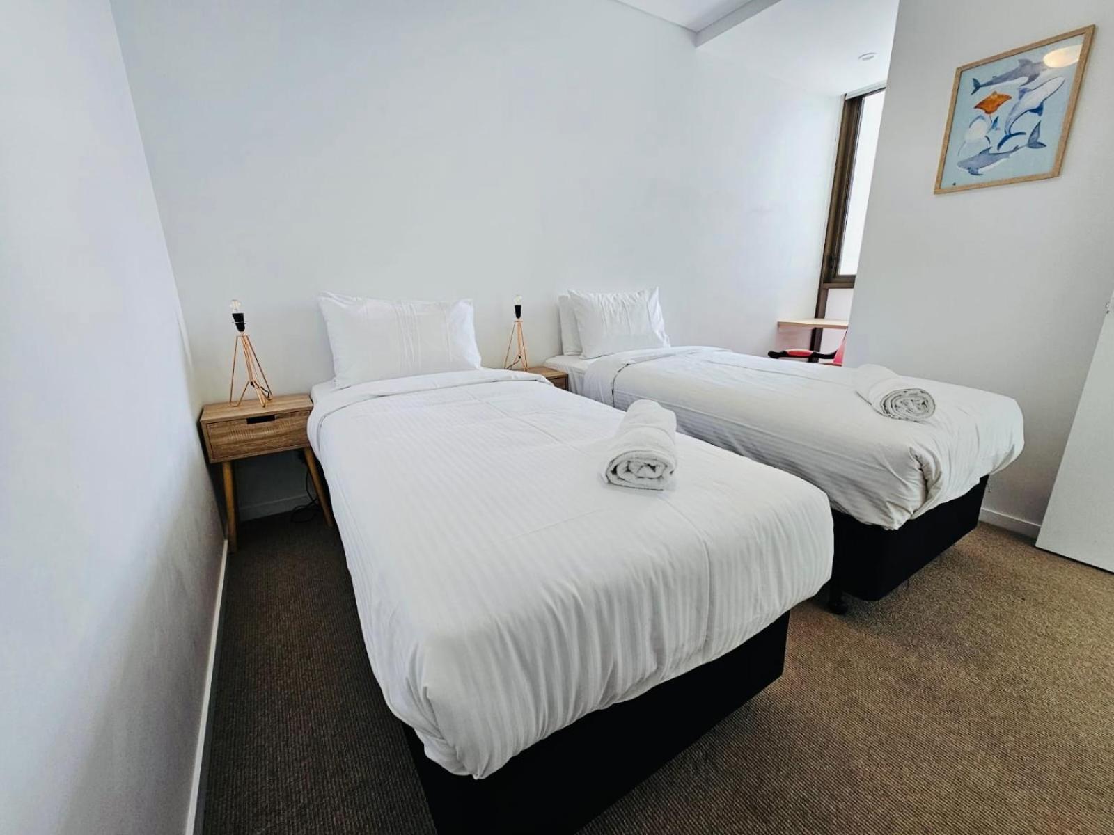 Stylish Newstead With Pool, Gym & Parking Brisbane