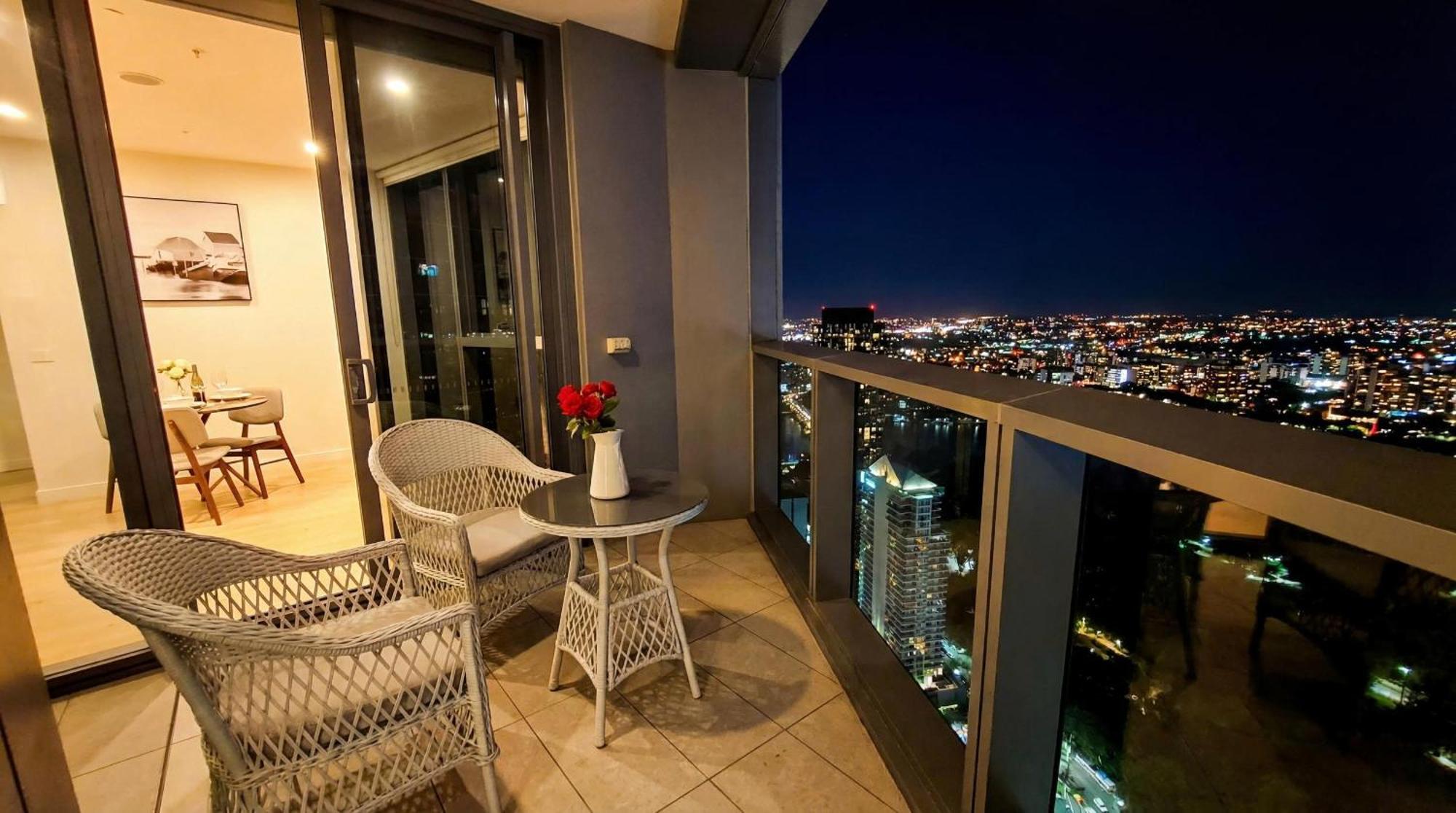 Apartment Luxury Riverfront Level 38 Queen's Wharf Tower Brisbane