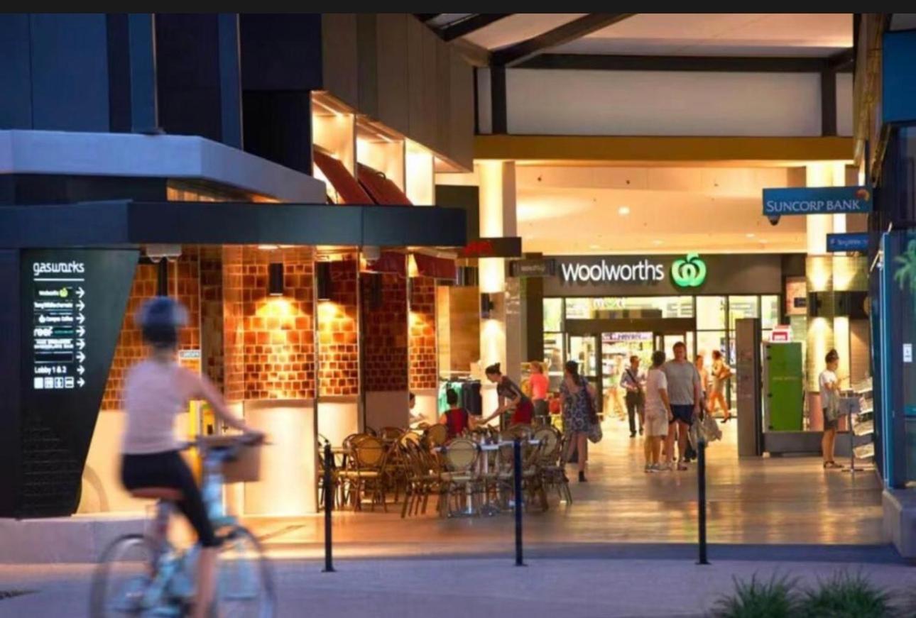 Apartment Stylish Newstead With Pool, Gym & Parking Brisbane