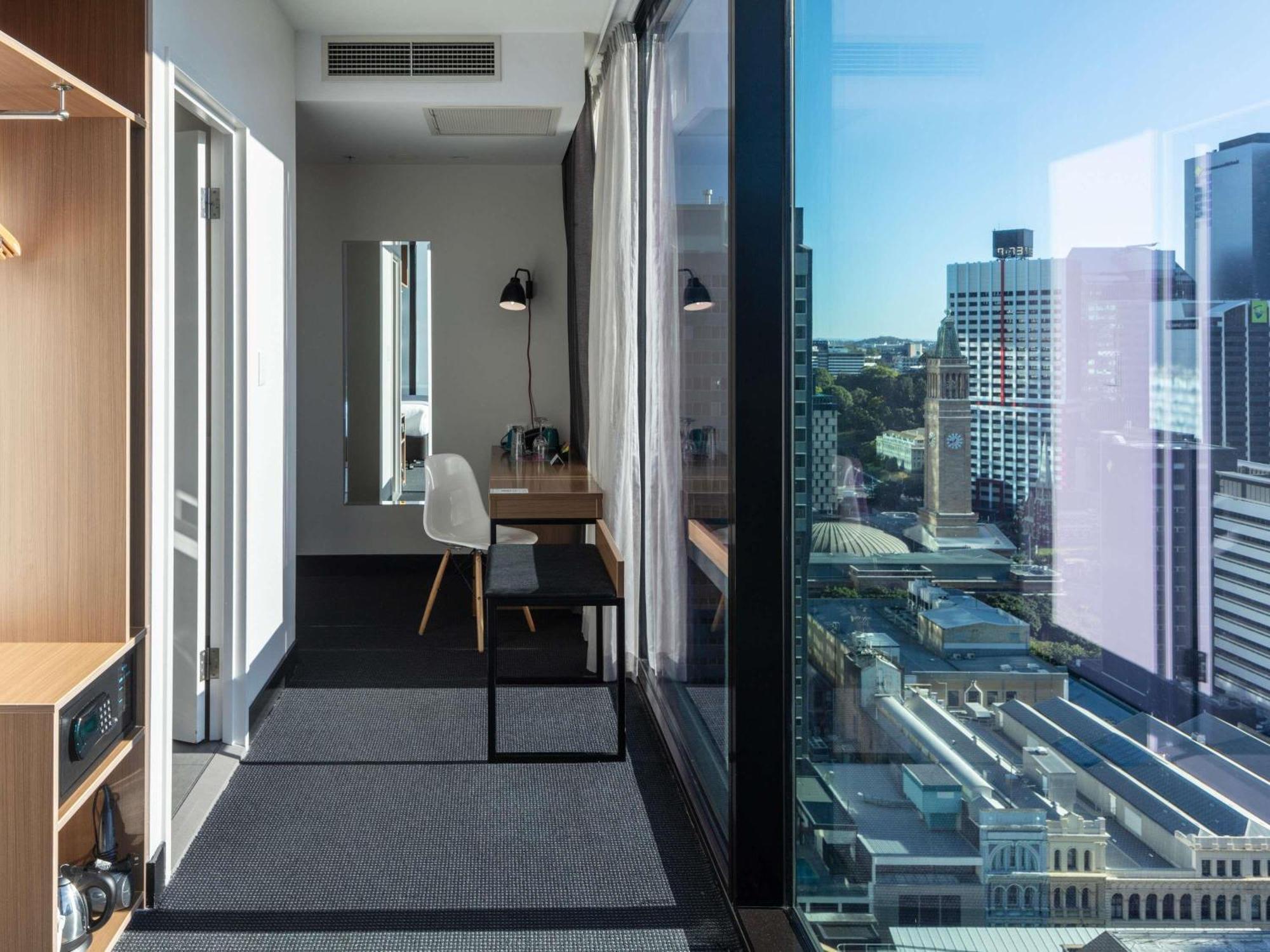 Ibis Styles Elizabeth Street 4*