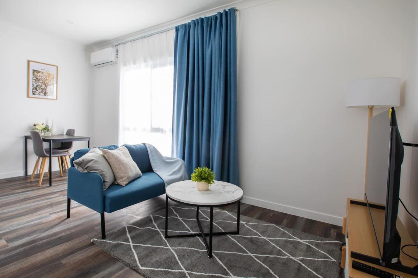 Budget Private With Kitchen Ensuite And Ac