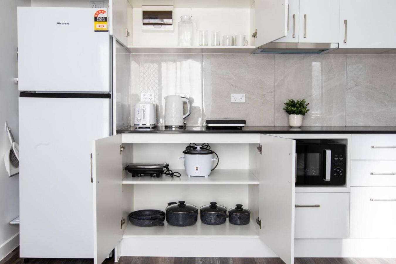 Holiday home Budget Private With Kitchen Ensuite And Ac *