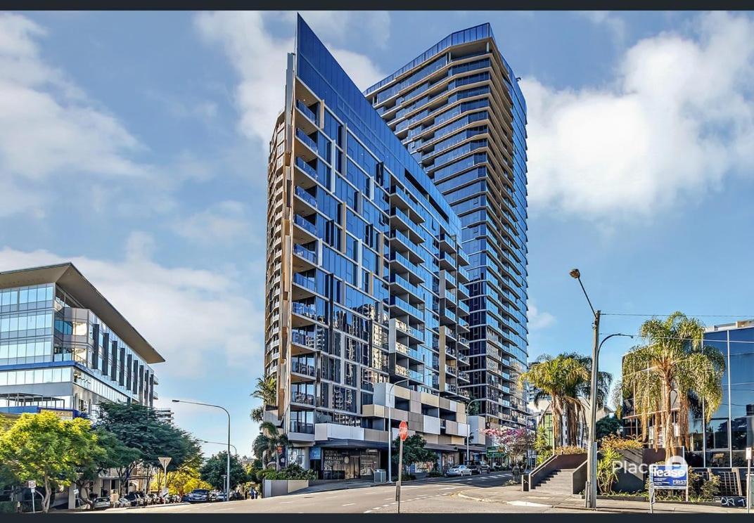 Stylish 1br In South