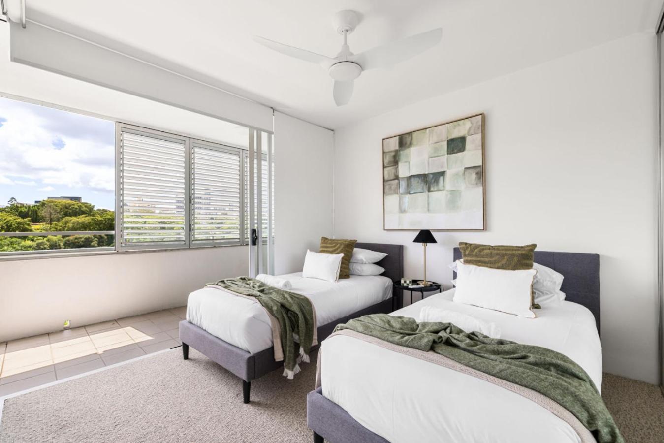 Apartment Parkland View At Roma Street Brisbane