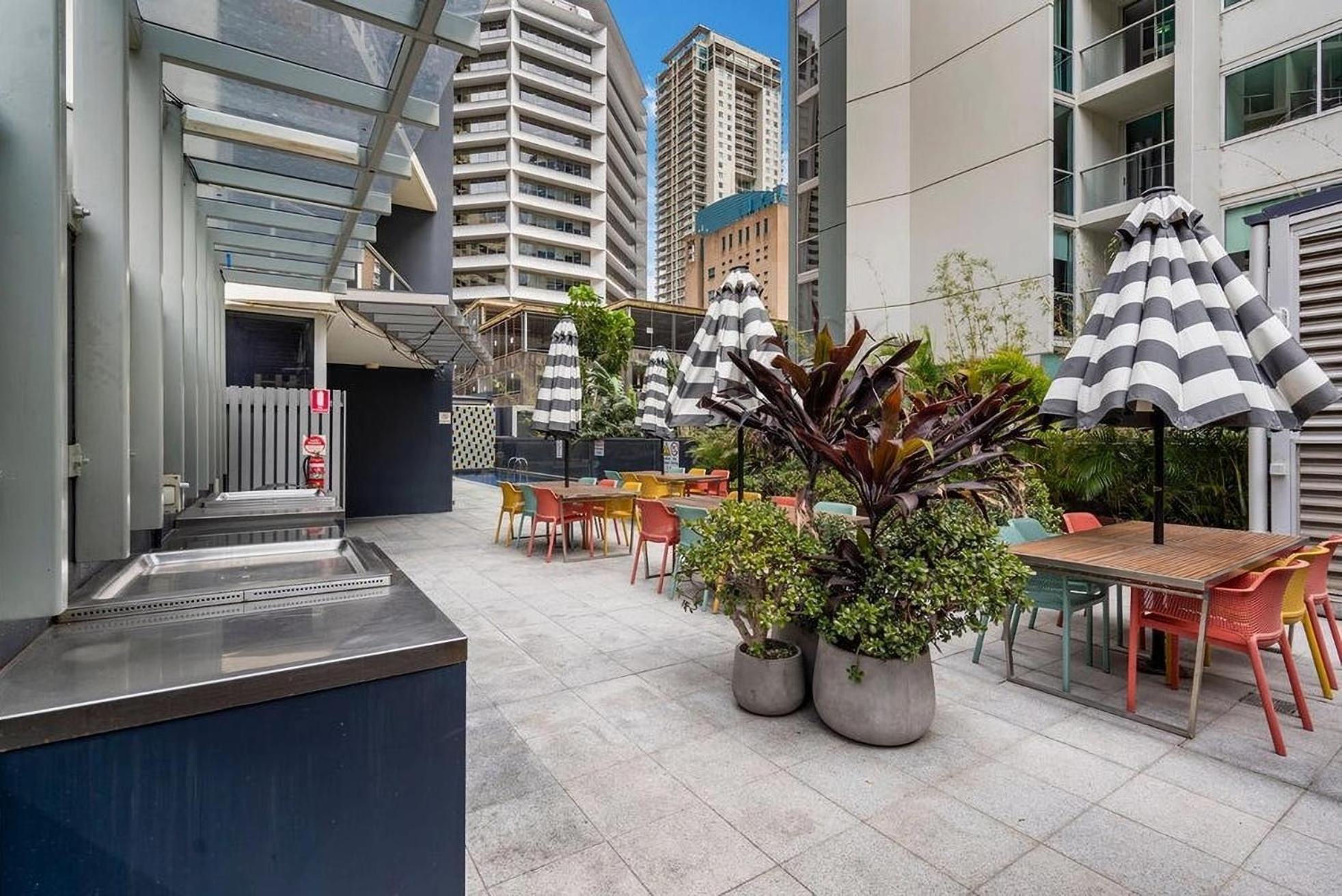 Sleeps 4 People - Centre - 100m To New Casino Apartment Brisbane
