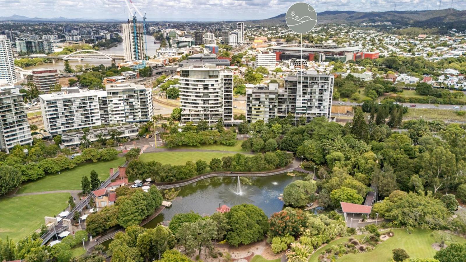 Parkland View At Roma Street Apartment