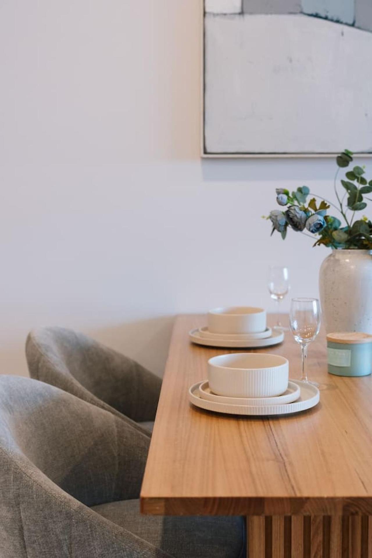 Modern 2br On Coronation Drive, Toowong Apartment