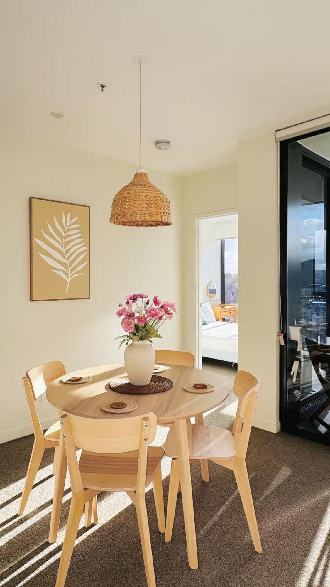Apartment Amazing Views 2bd 2ba Homey Toowong Abode Pool M29