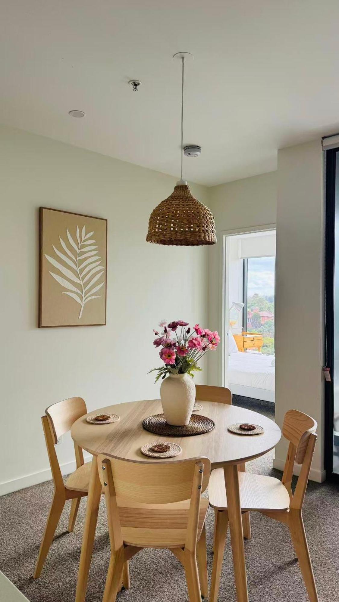 Amazing Views 2bd 2ba Homey Toowong Abode Pool M29 Apartment