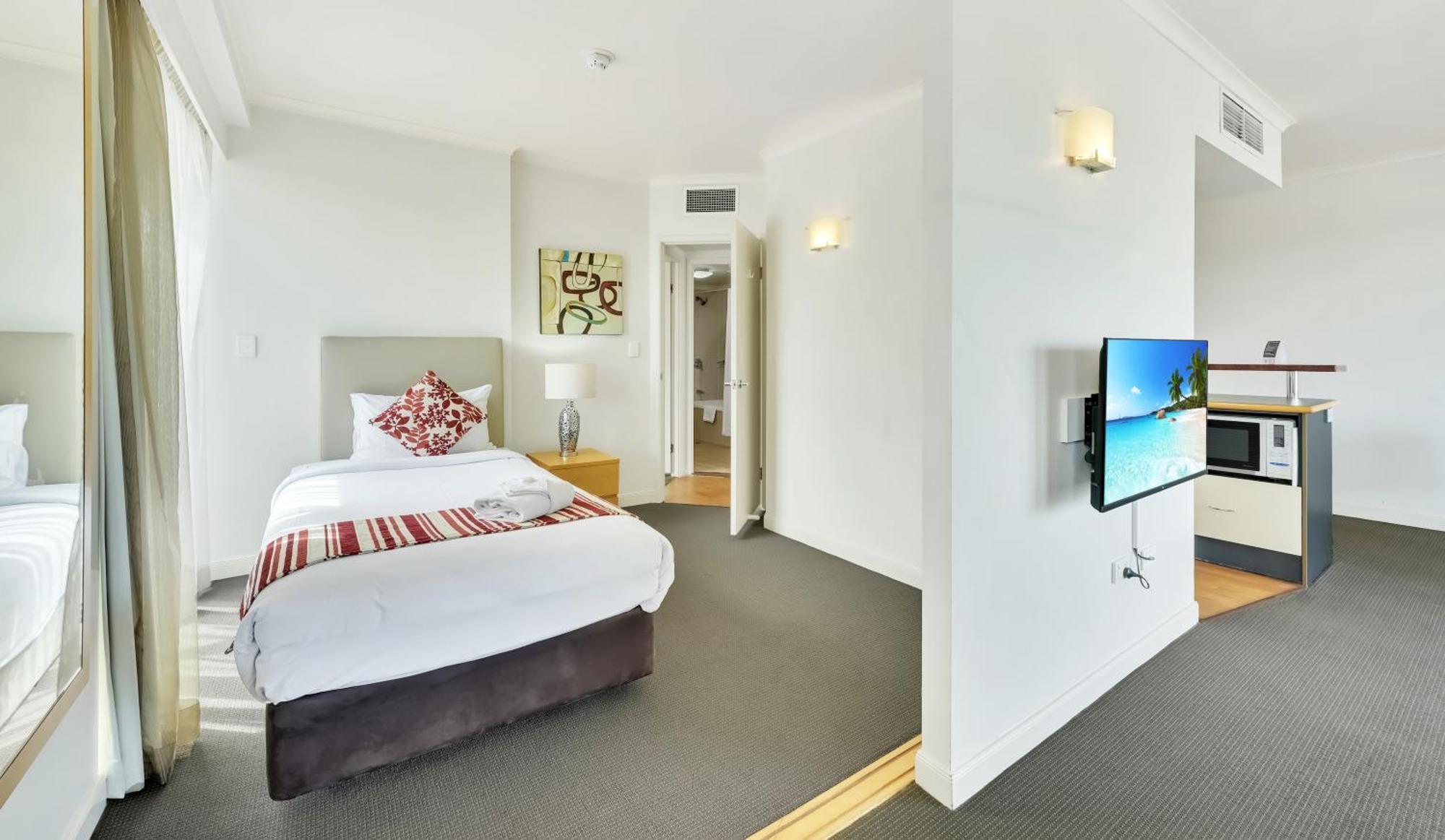 Cosmo Aparthotel