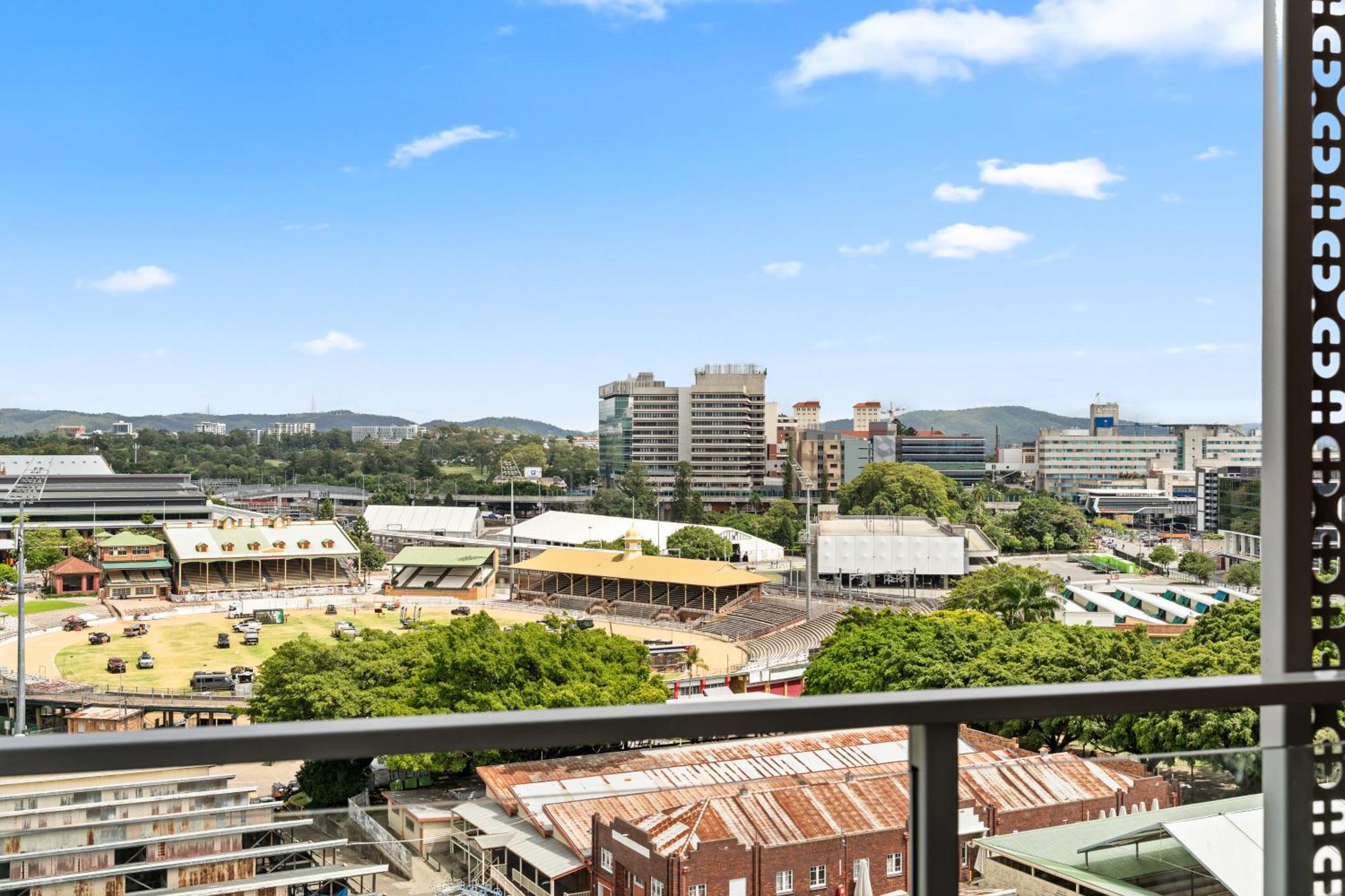 Direct Collective - Pavilion And Governor On Brookes Brisbane