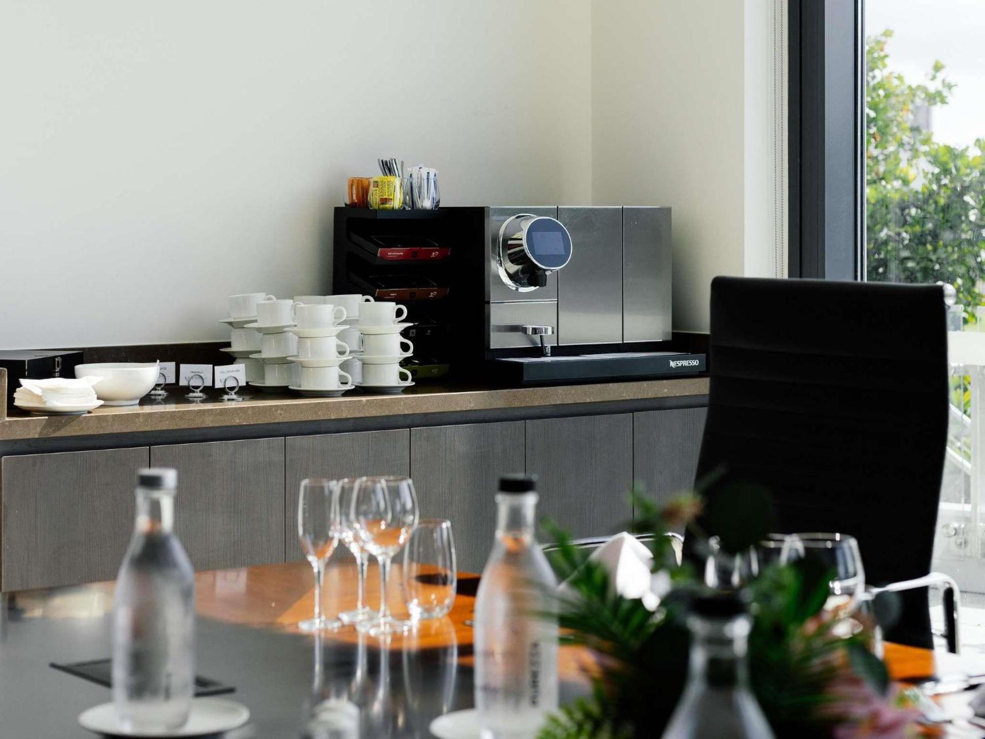 Hotel Pullman Airport