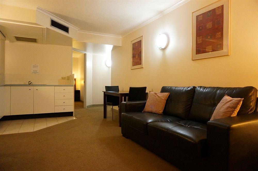 Aparthotel Abbey On Roma &