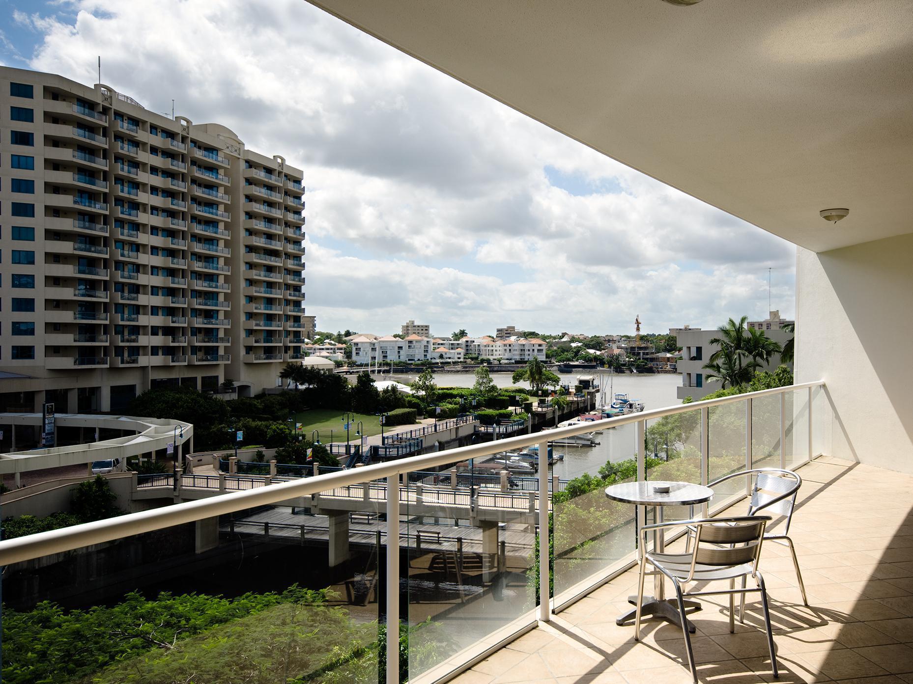 Apartment The Point Residences