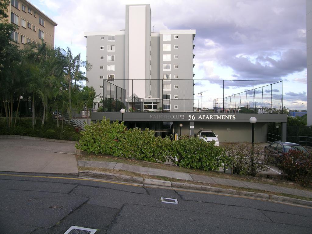 Fairthorpe Aparthotel 4*