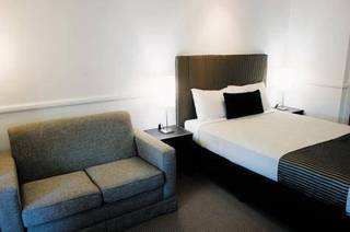 Comfort & Northgate Airport Inn