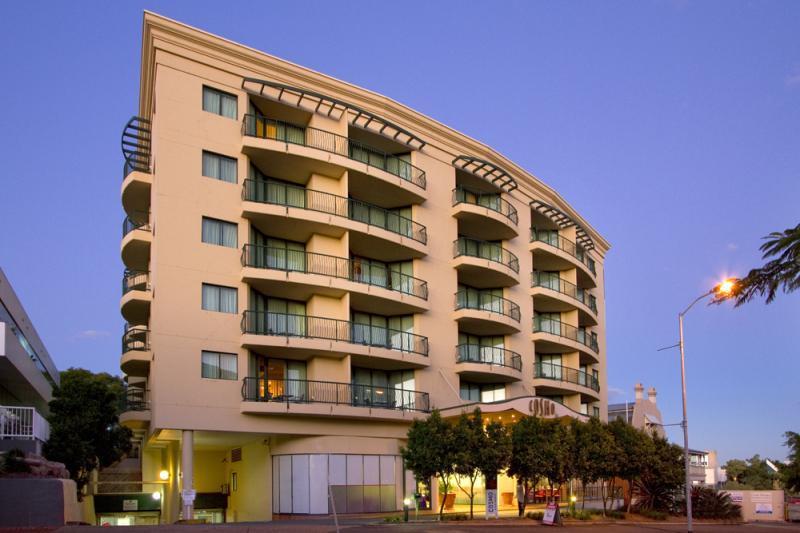 Aparthotel Central Cosmo Brisbane