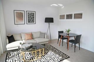 Hotel Alex Perry & Brisbane