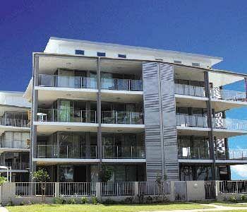 Hotel On The Bay - Bribie Island 3*