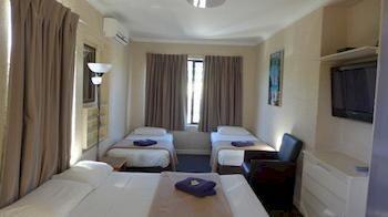 Kingsford Riverside Guest house