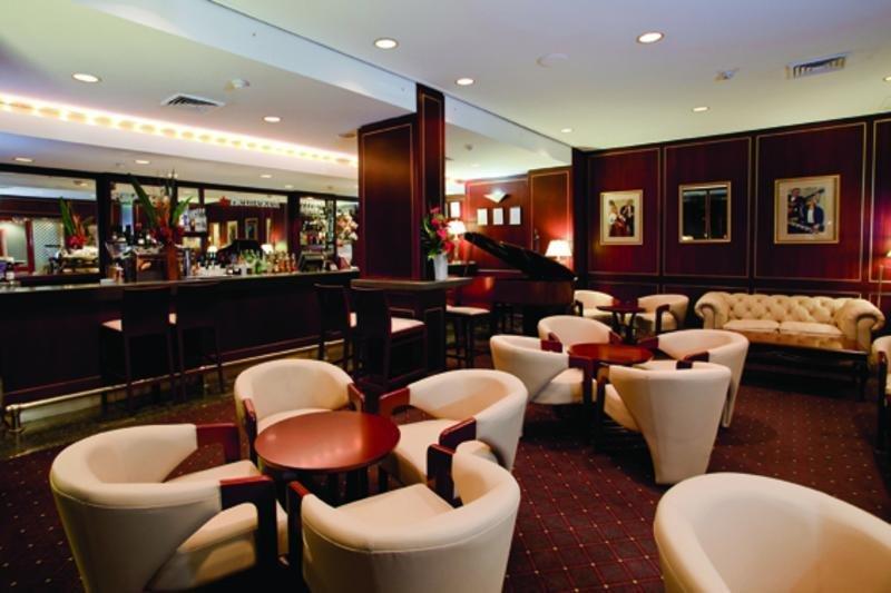 Royal On The Park Hotel 5*