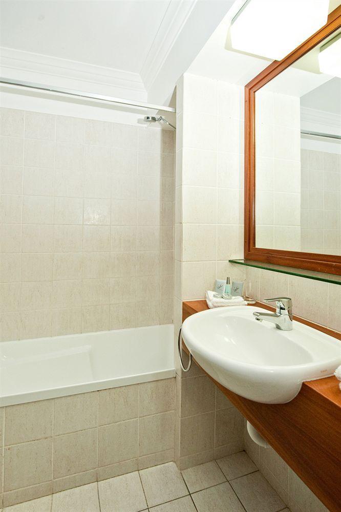 Rocklea International Motel 4*