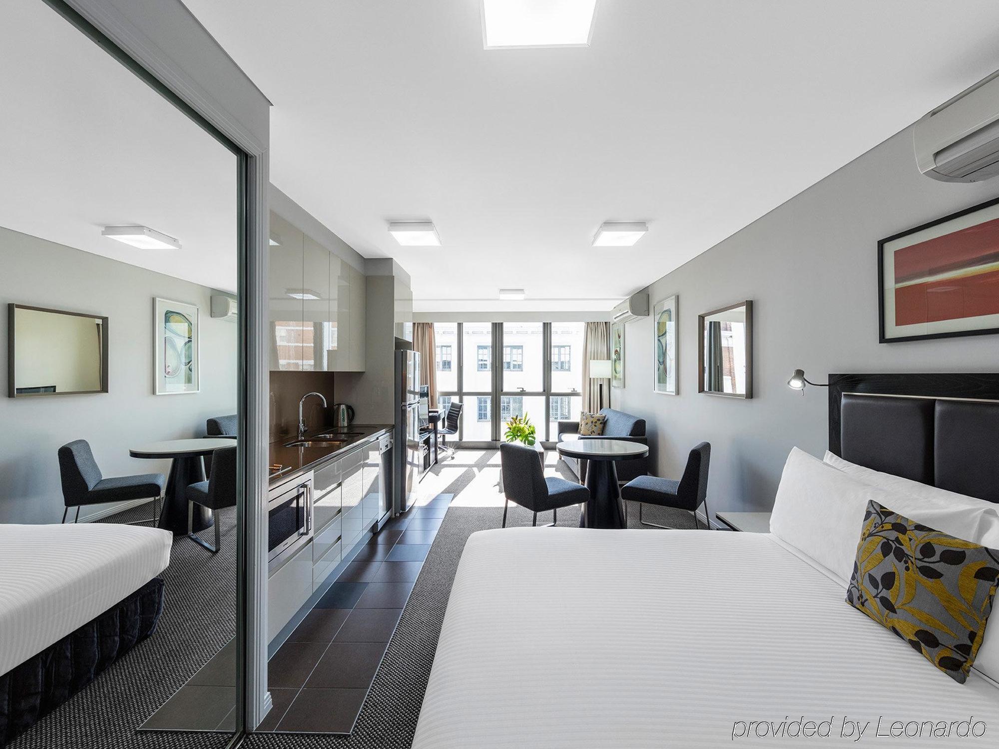 Meriton Adelaide Street, 5* Brisbane