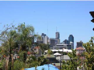 Minto Colonial Guest house 4*