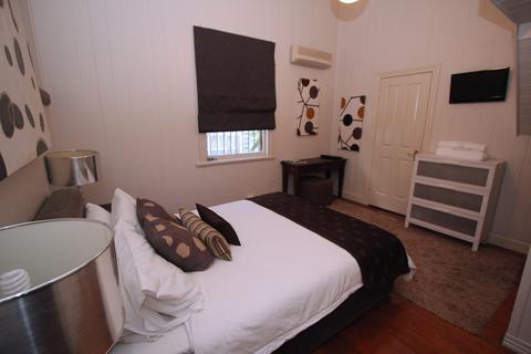 One Thornbury Bed & Breakfast 4*