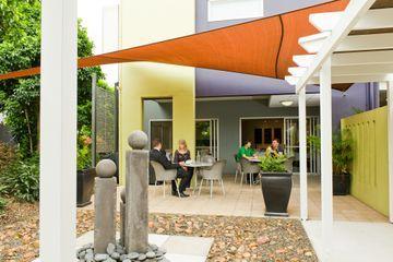 Rocklea International 4*