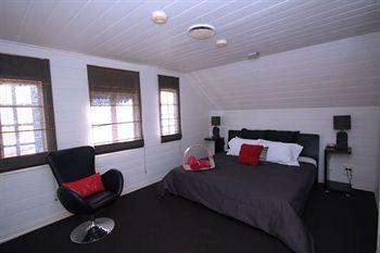 Bed & Breakfast One Thornbury Brisbane